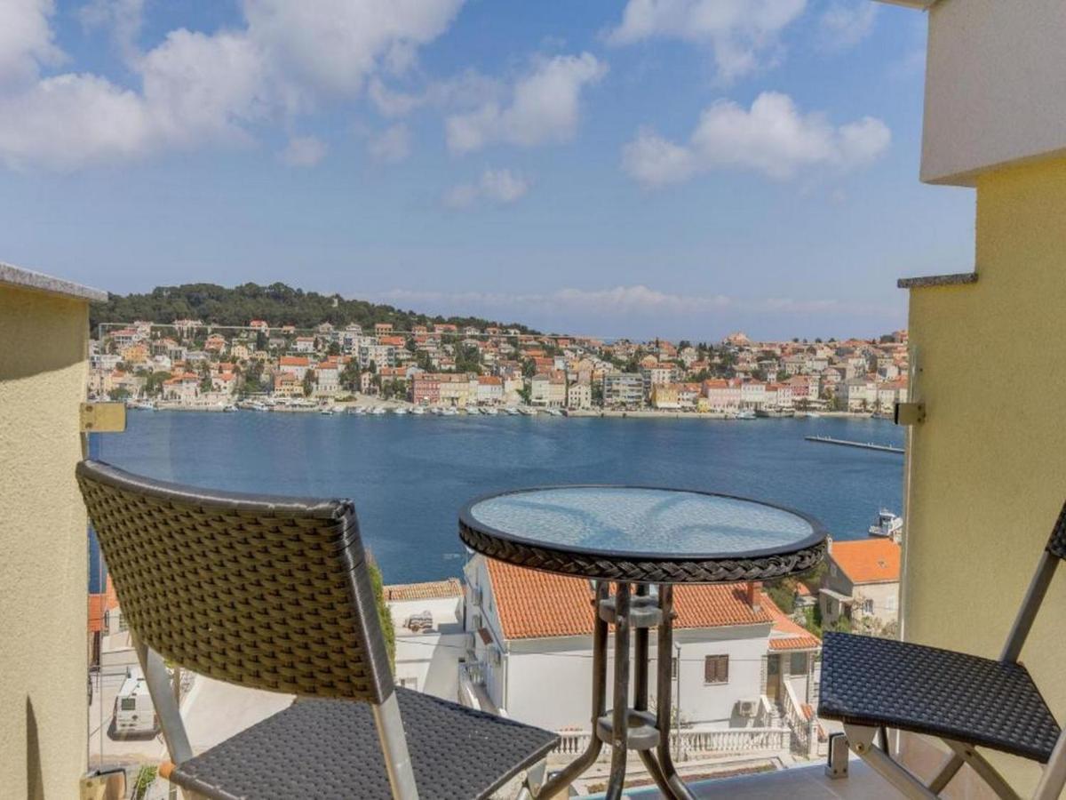 Apartments Joni Cikat Mali Losinj Bagian luar foto