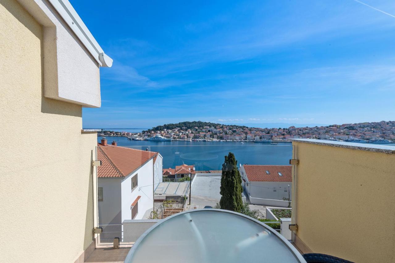 Apartments Joni Cikat Mali Losinj Bagian luar foto