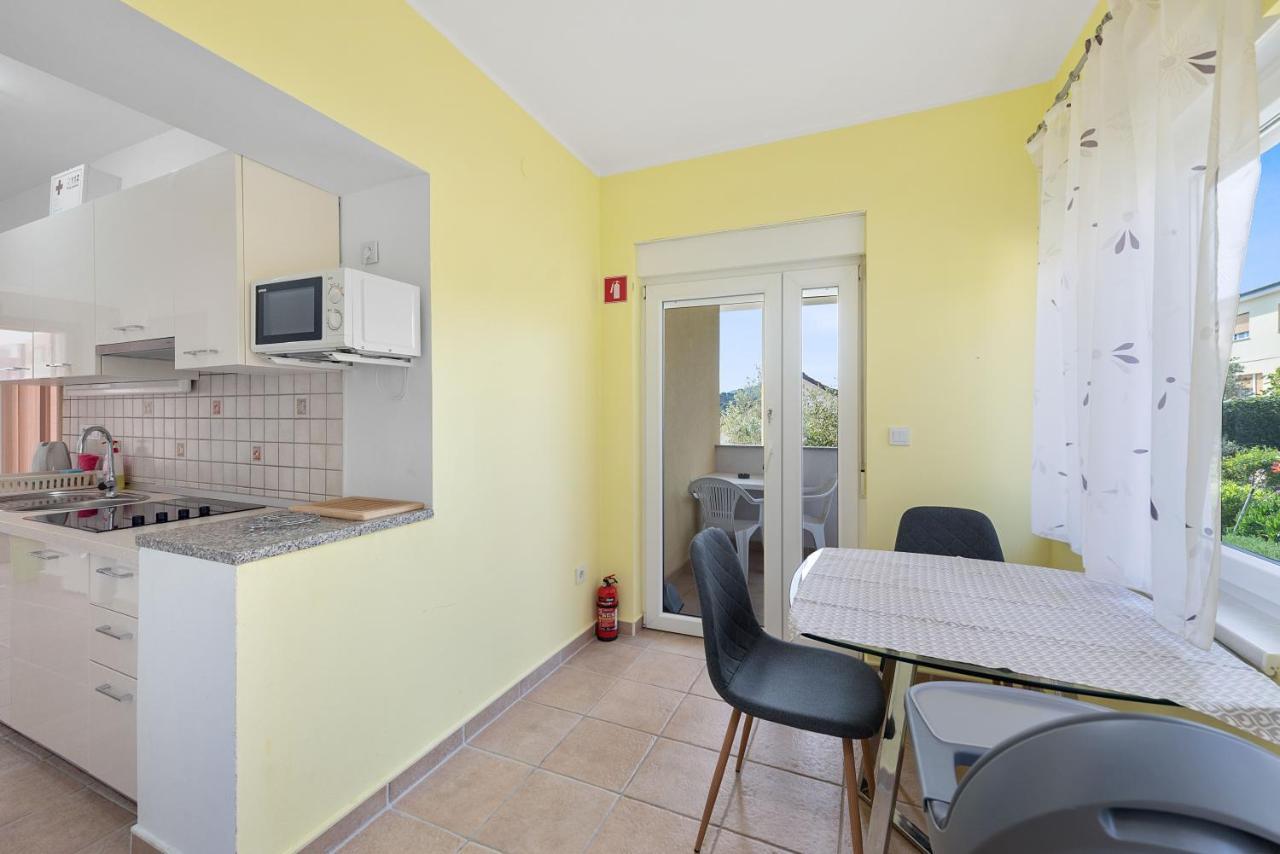 Apartments Joni Cikat Mali Losinj Bagian luar foto